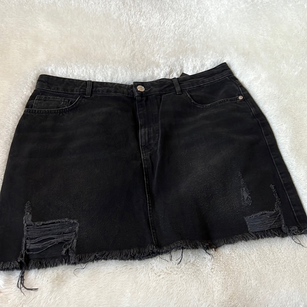 Forever 21 Skirt black